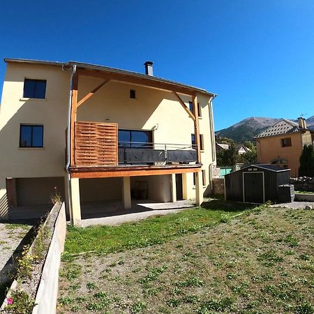 Maison neuve proche de Barcelonnette Jausiers Extérieur photo